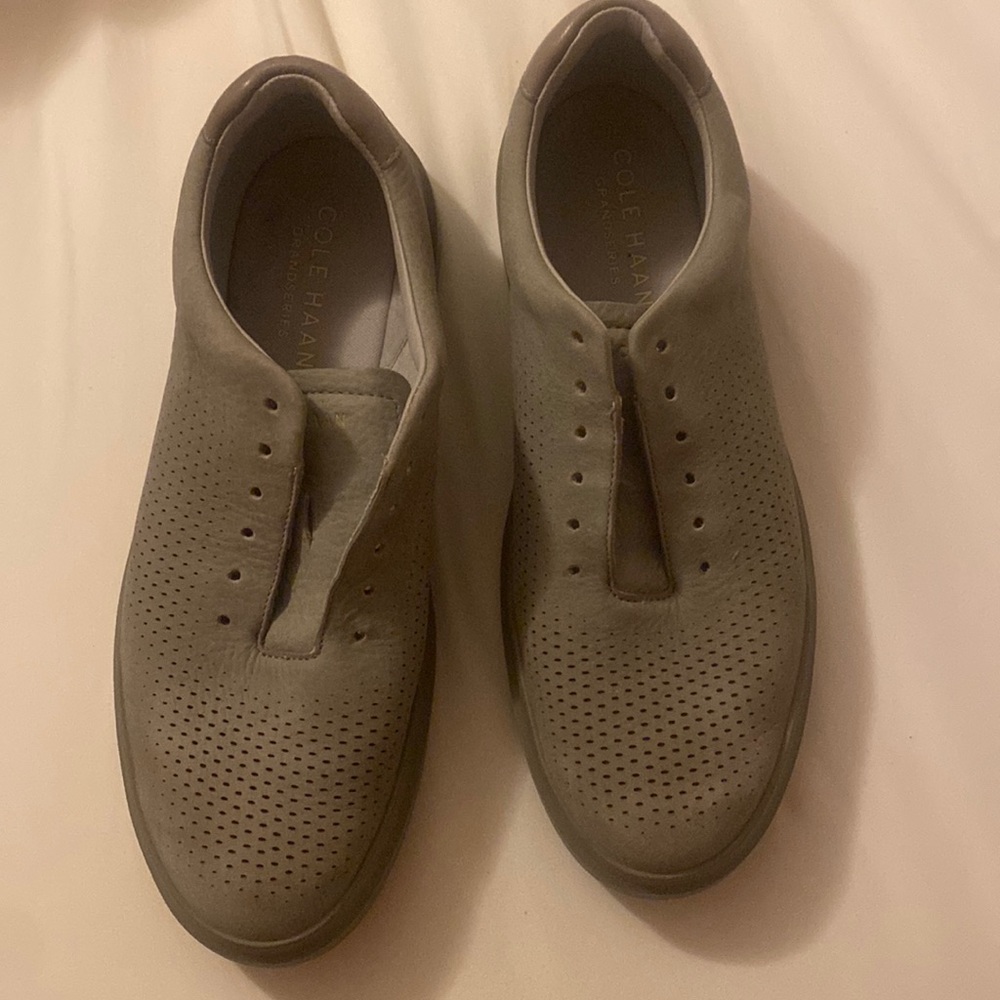 9.5 Cole Haan Grand Series (c33968)